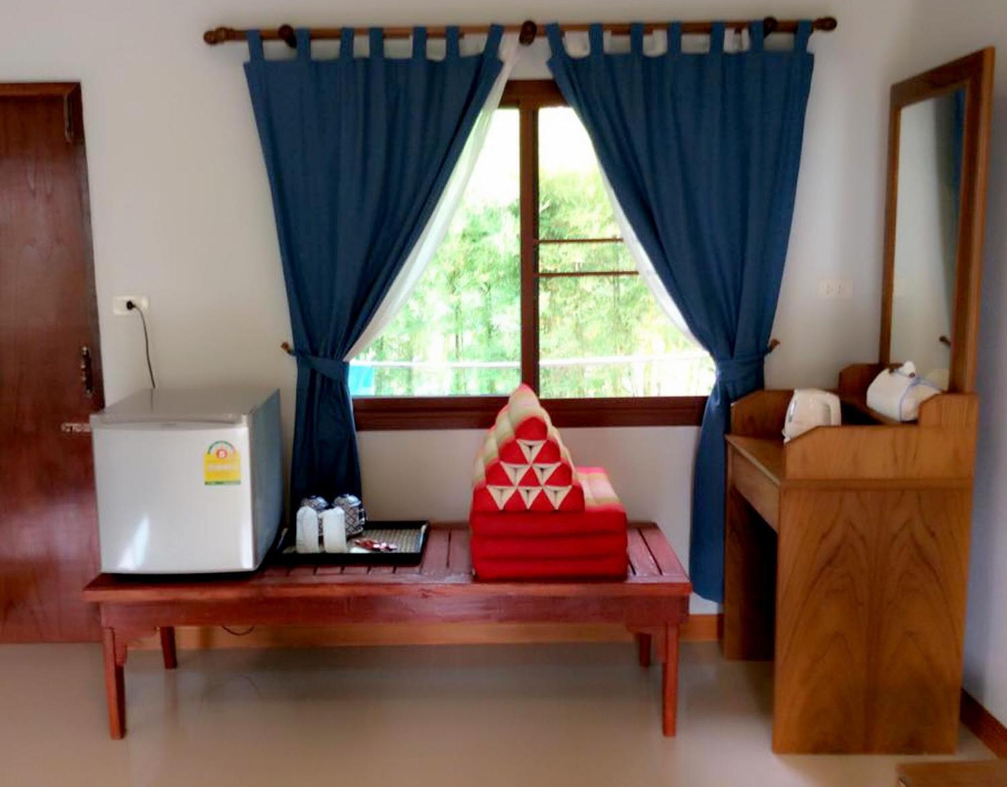 Lanta Wanida Resort Ko Lanta Esterno foto